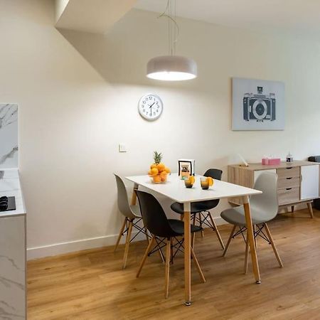 Large Comfy, Modern Studio 5 Min To Acropolis Atenas Exterior foto