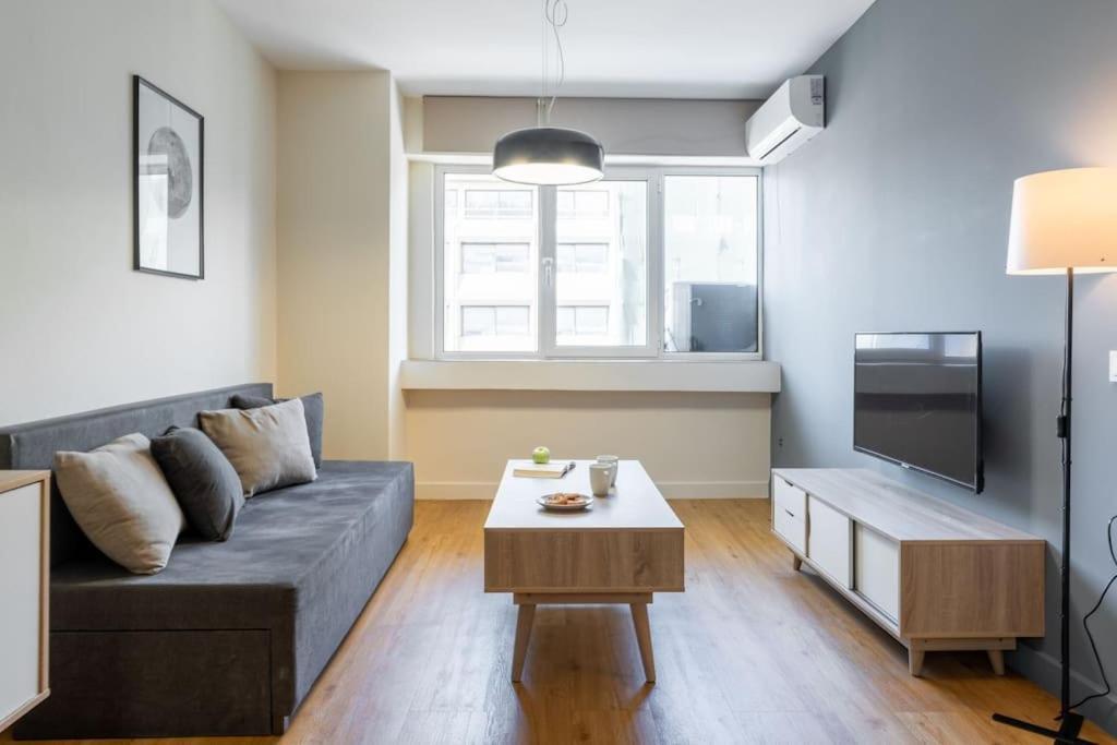 Large Comfy, Modern Studio 5 Min To Acropolis Atenas Exterior foto